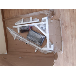 Турник-брусья навесной со спинкой и подлокотниками на шведскую стенку